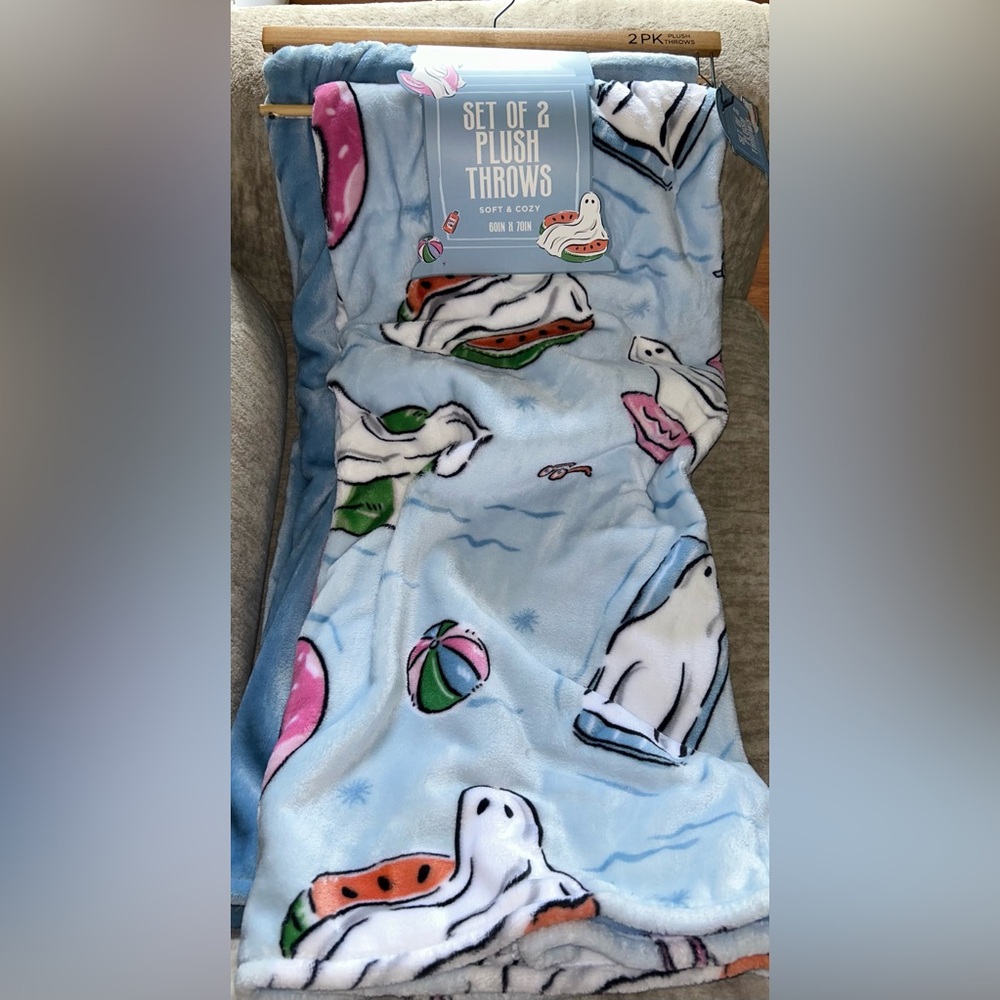 EnVogue 2-Pack Halloween Pool Ghost Blankets